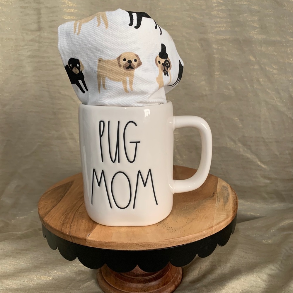 Rae Dunn “pug mom” mug with 2 pug towels